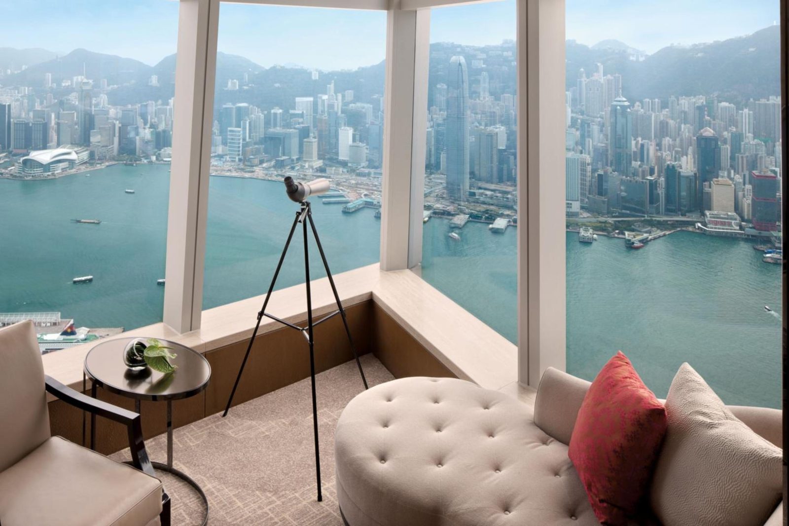 The Ritz-Carlton, Hong Kong — photo 2