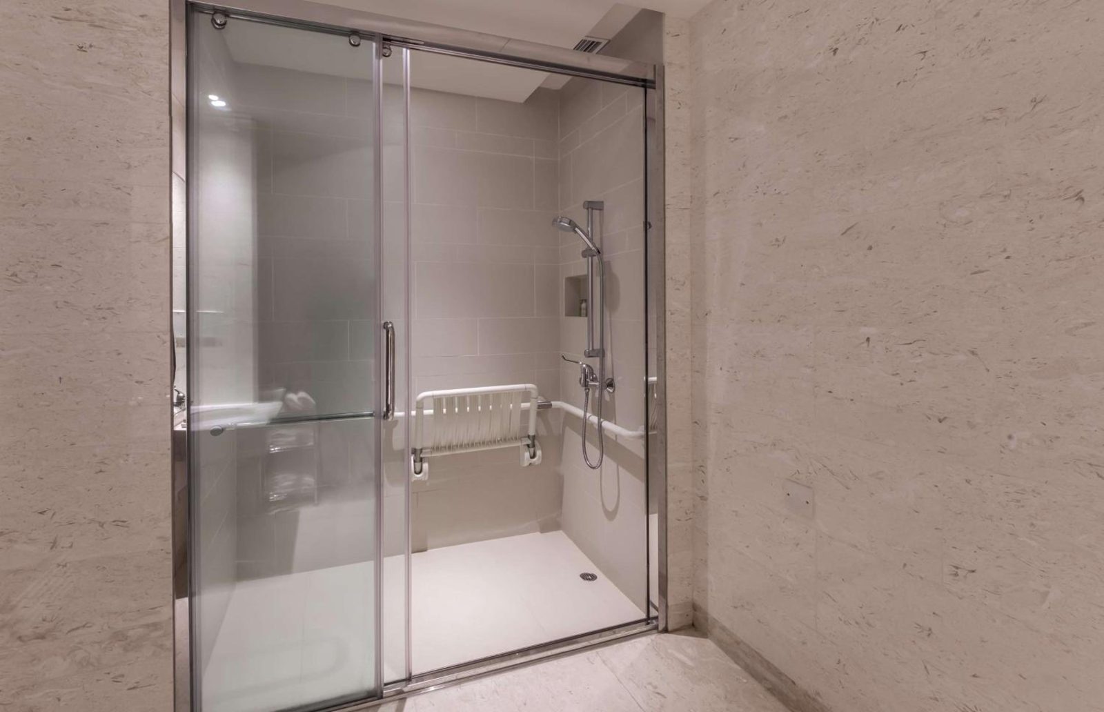 Hilton Garden Inn Hong Kong Mongkok — photo 3