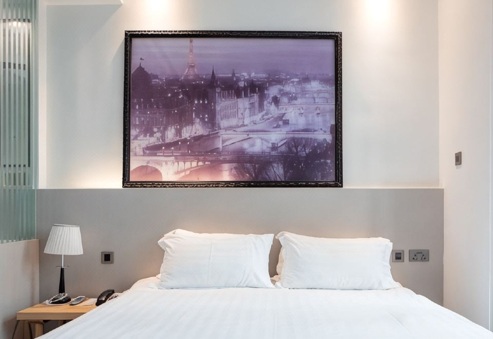 KIFI Boutique Hotel